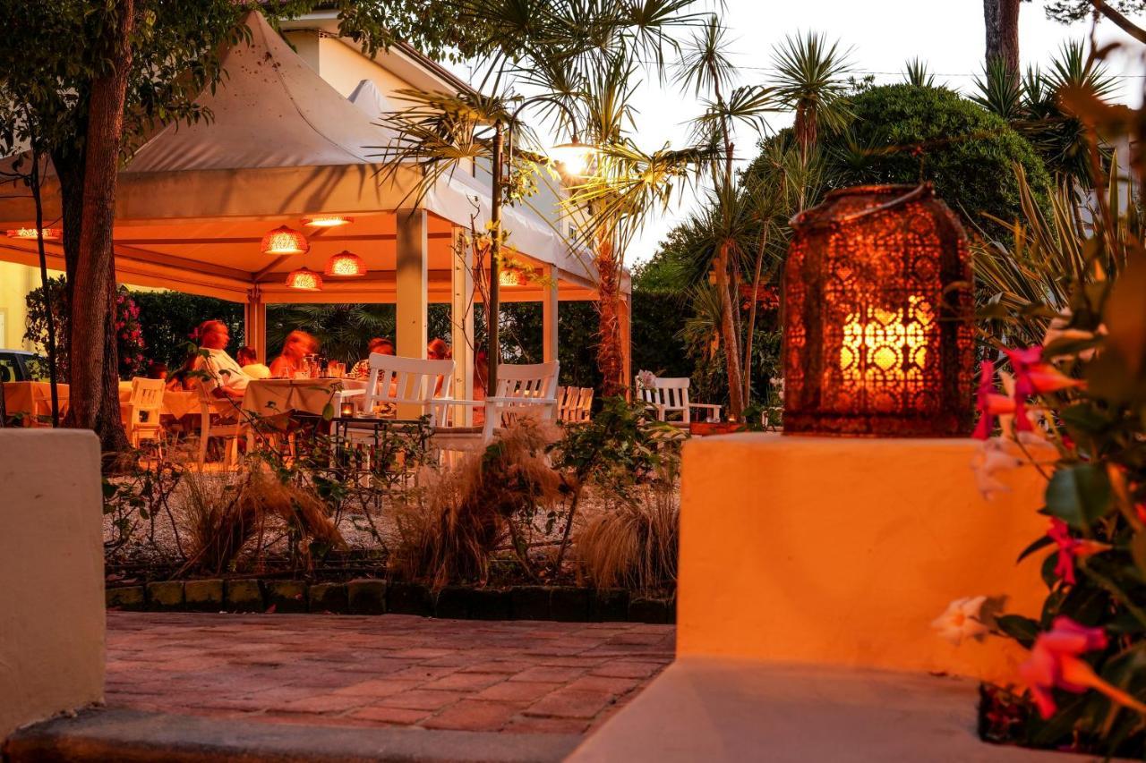 Hotel Club I Pini - Residenza D'Epoca In Versilia Lido di Camaiore Exterior foto