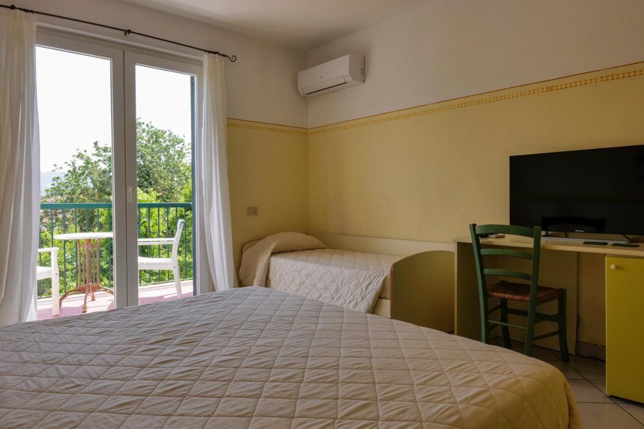 Hotel Club I Pini - Residenza D'Epoca In Versilia Lido di Camaiore Exterior foto