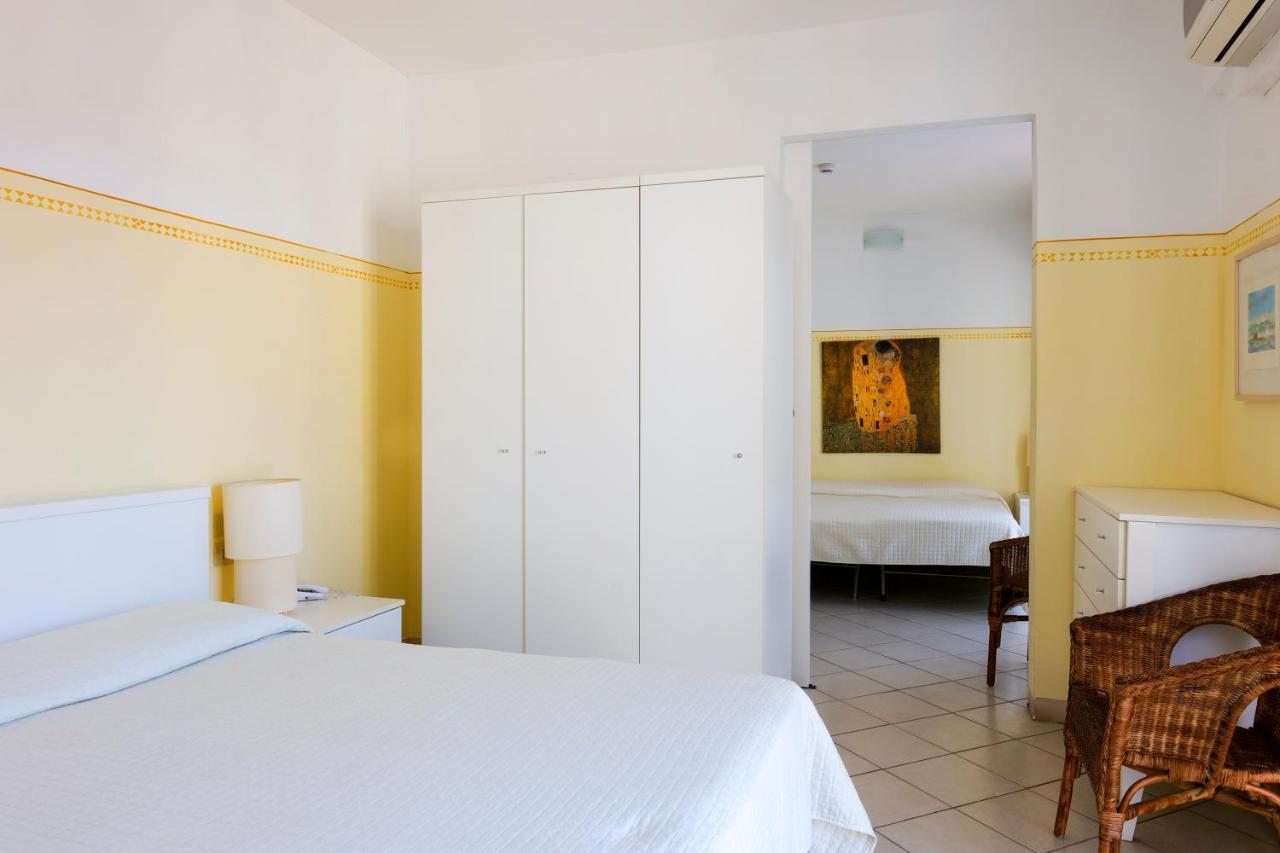 Hotel Club I Pini - Residenza D'Epoca In Versilia Lido di Camaiore Exterior foto
