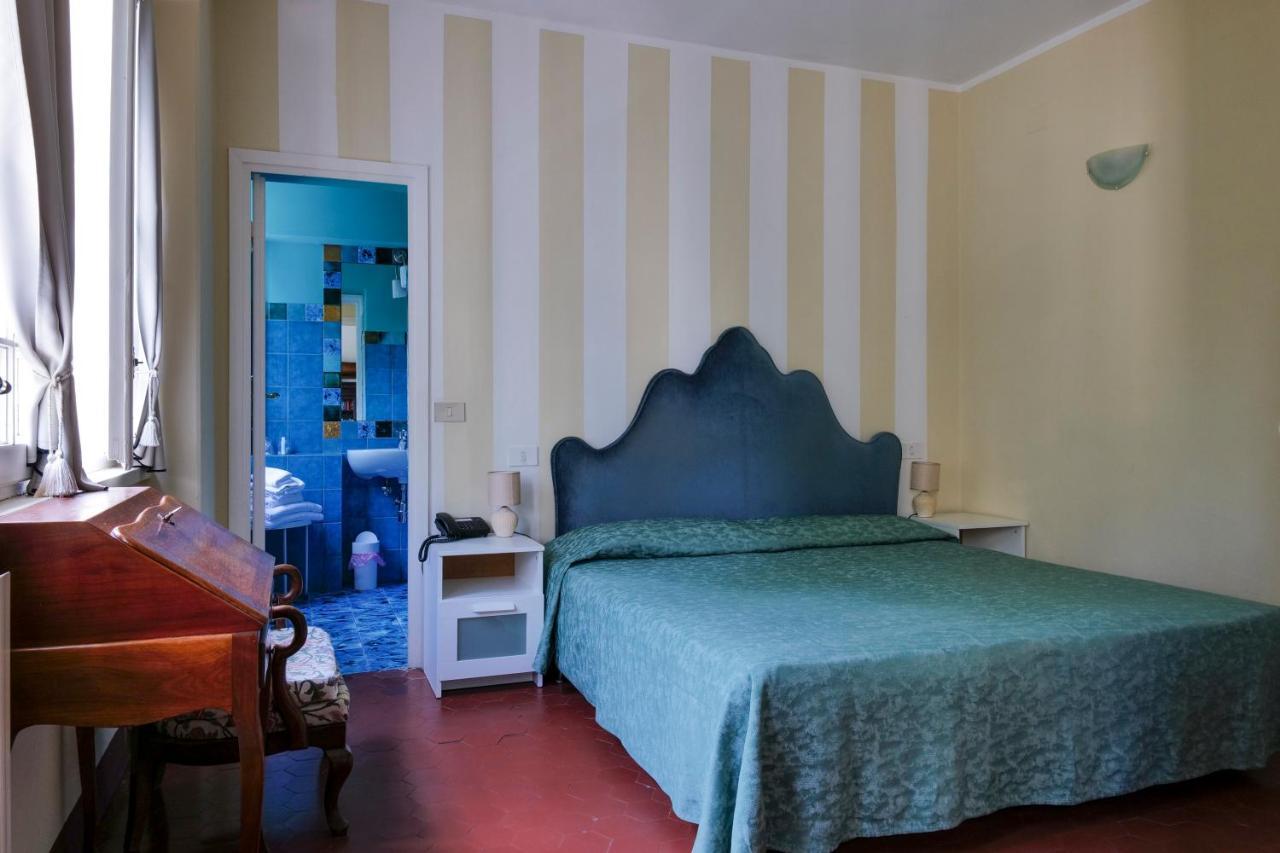 Hotel Club I Pini - Residenza D'Epoca In Versilia Lido di Camaiore Exterior foto