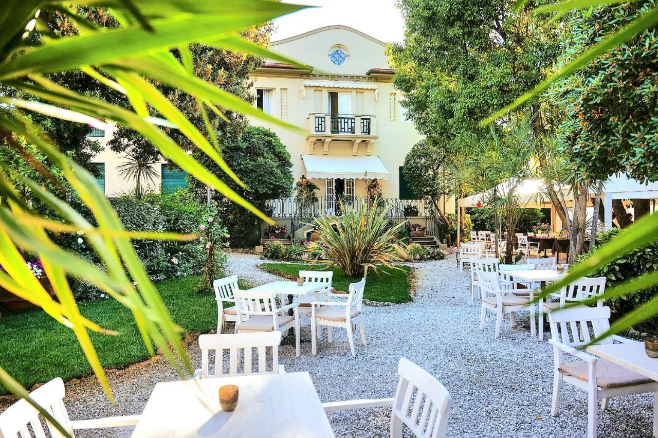 Hotel Club I Pini - Residenza D'Epoca In Versilia Lido di Camaiore Exterior foto